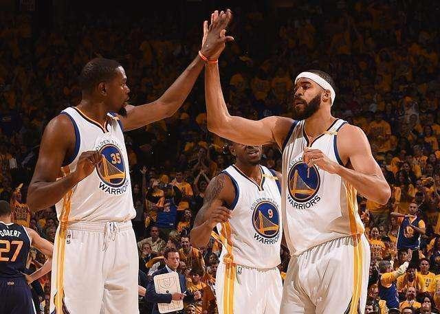 CBA杯赛中NBL球队爆冷战胜CBA队伍，引发对联赛质量与外援配置的质疑，凸显CBA需改革。（CBA杯爆冷：NBL队掀翻CBA，联赛质量与外援政策遭质疑，改革刻不容缓）