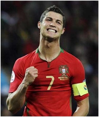 切尔西利物浦失分，利兹联逃离降级区，英超积分榜最新出炉（英超积分榜更新：切尔西、利物浦丢分，利兹联暂脱降级区）