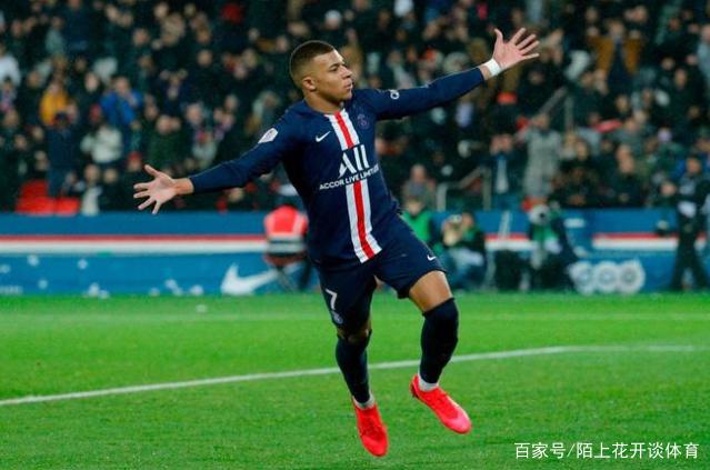 要来切尔西了？哈维-西蒙斯社媒简介删除RB莱比锡字样（哈维-西蒙斯社媒删去RB莱比锡，疑接近切尔西）