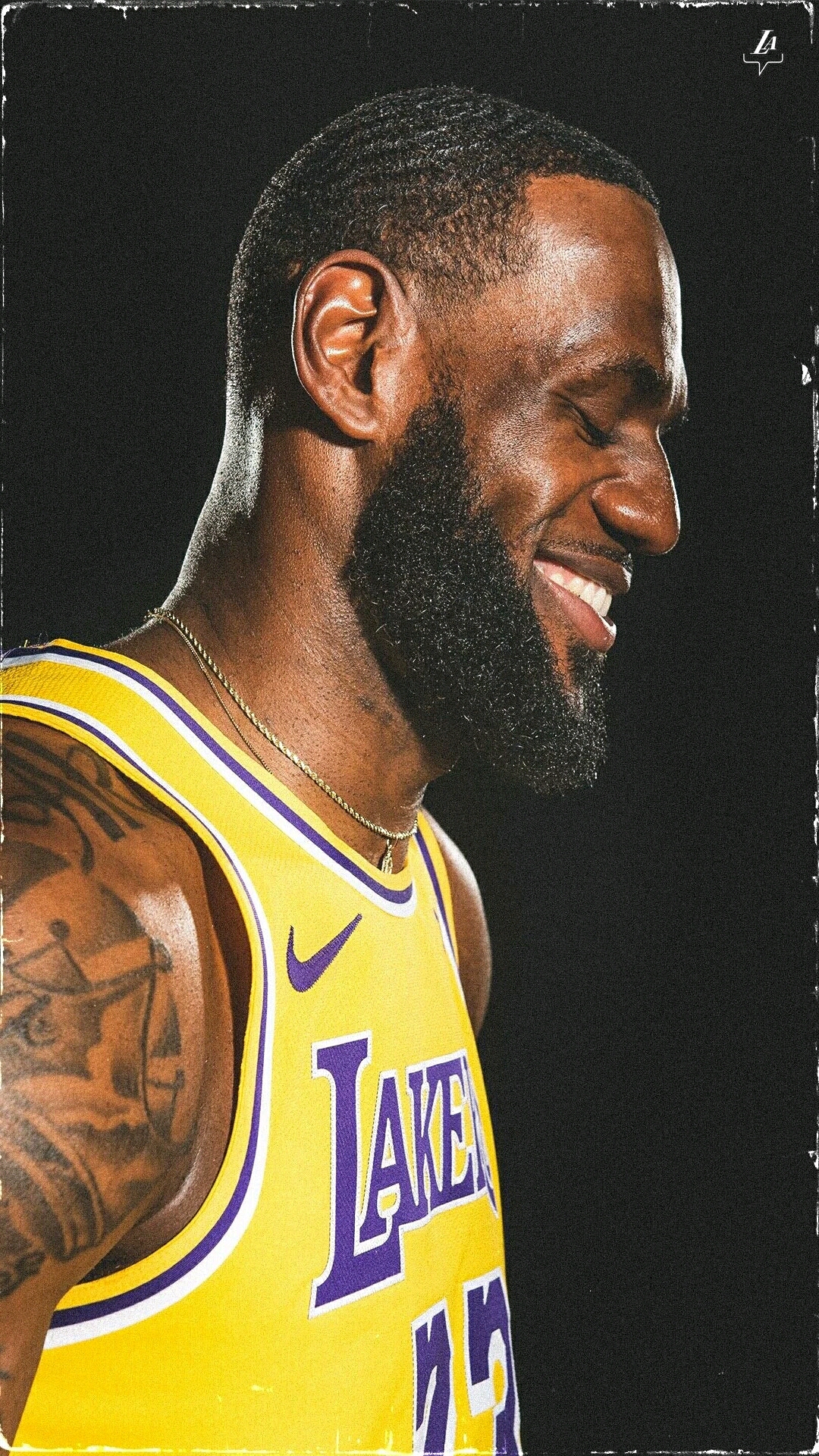生涯第25次50+！哈登成NBA历史第四老的55+先生（哈登生涯第25次轰50+，成NBA史上第四年长的55+得分者）
